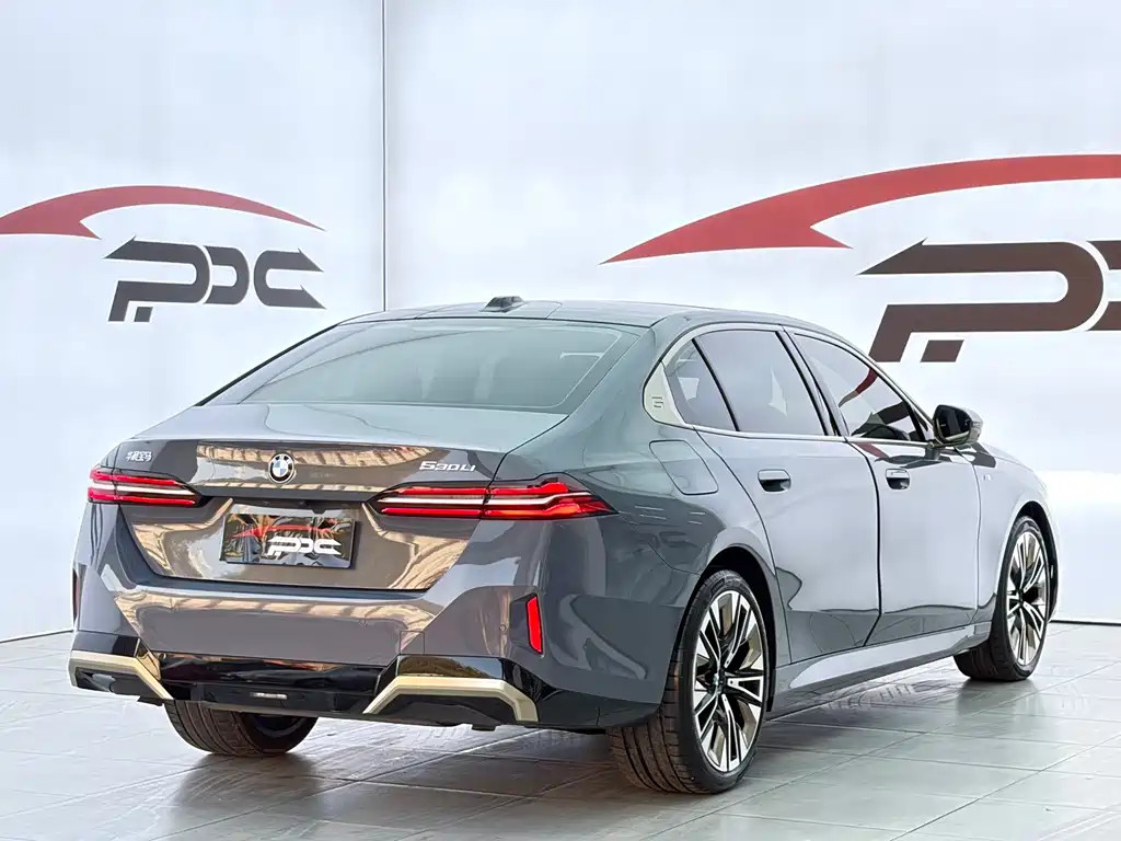 BMW 5 Series 2024 530Li Exclusive M Sports Package купить на сайте DeffCars