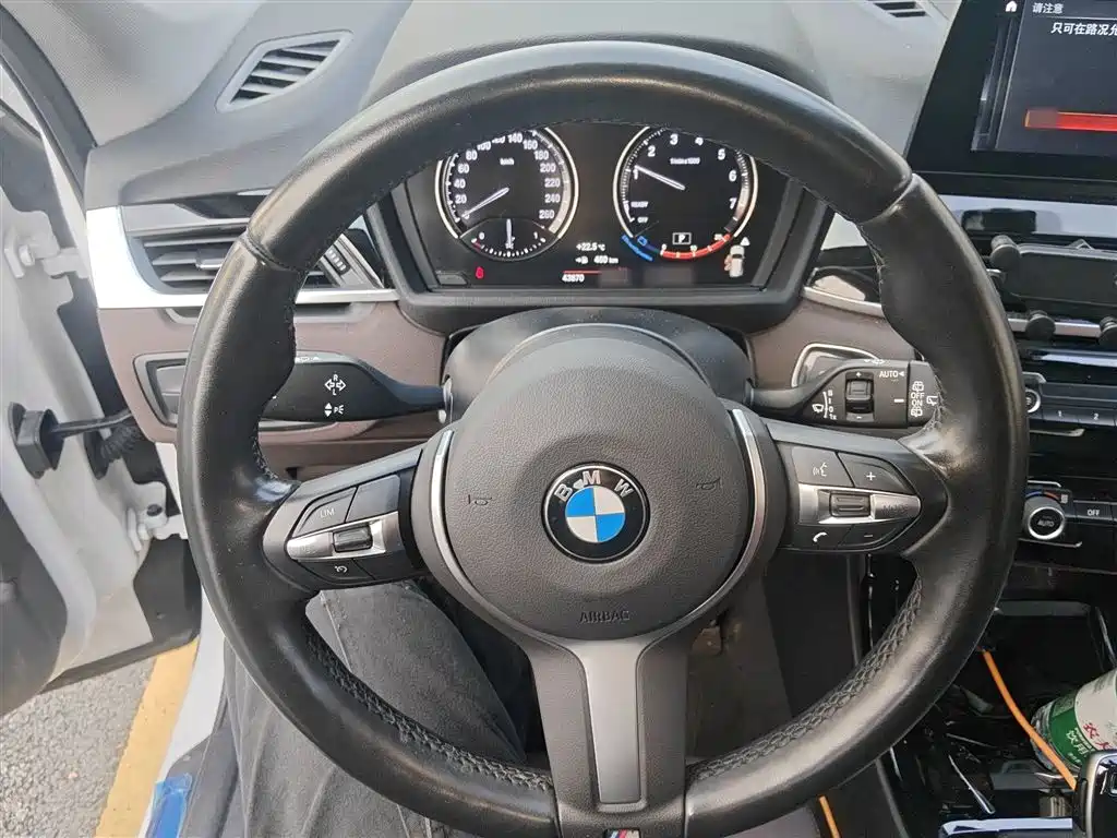 BMW X1 2021 facelift sDrive20Li exclusive model купить на сайте DeffCars