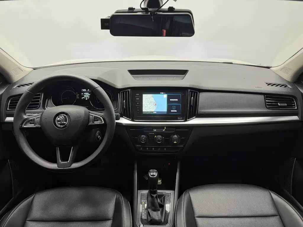 Kamiq 2022 1.5L automatic comfort version купить на сайте DeffCars