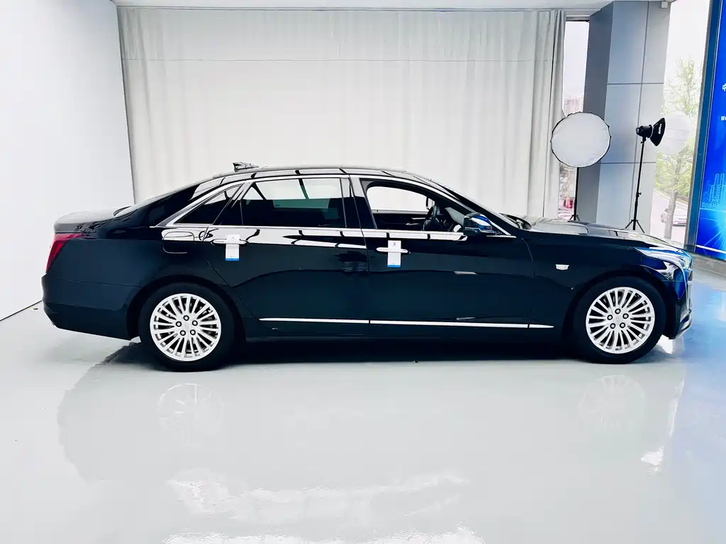 Cadillac CT6 2021 28T luxury model купить на сайте DeffCars