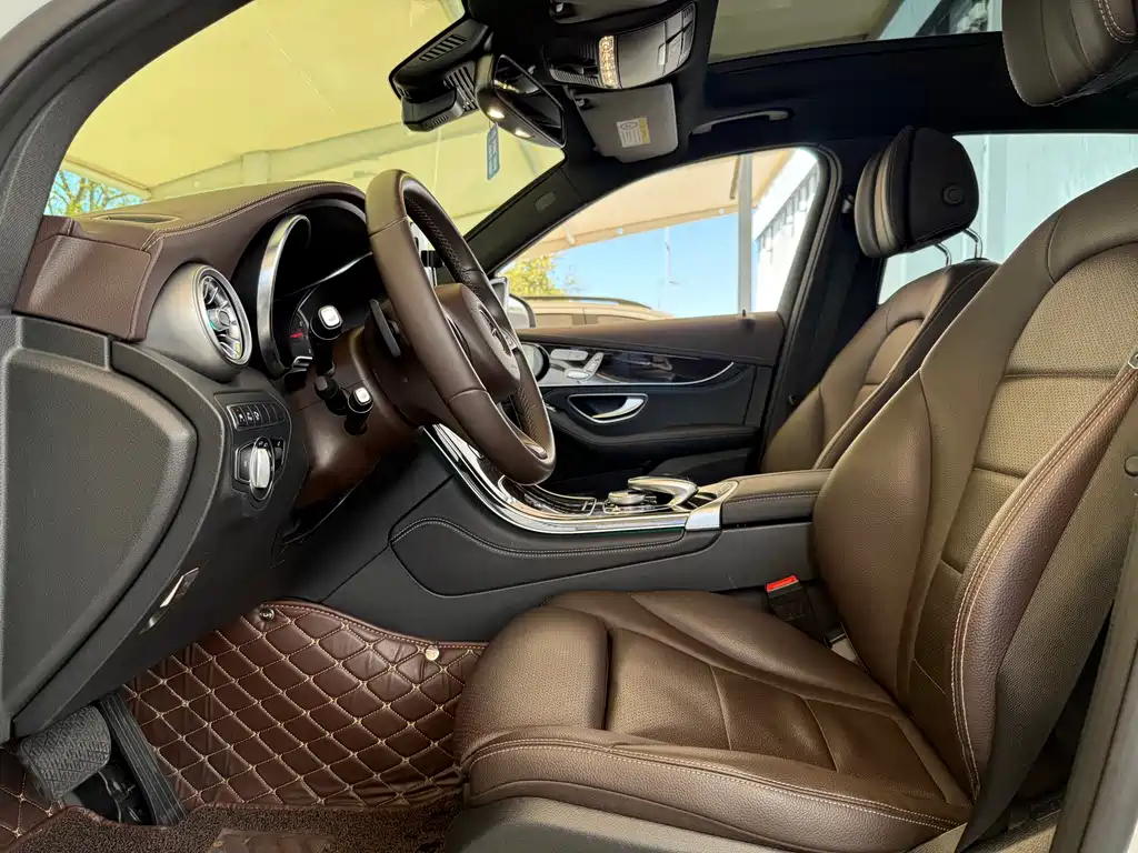 Mercedes-Benz GLC 2019 GLC 260 4MATIC luxury model купить на сайте DeffCars