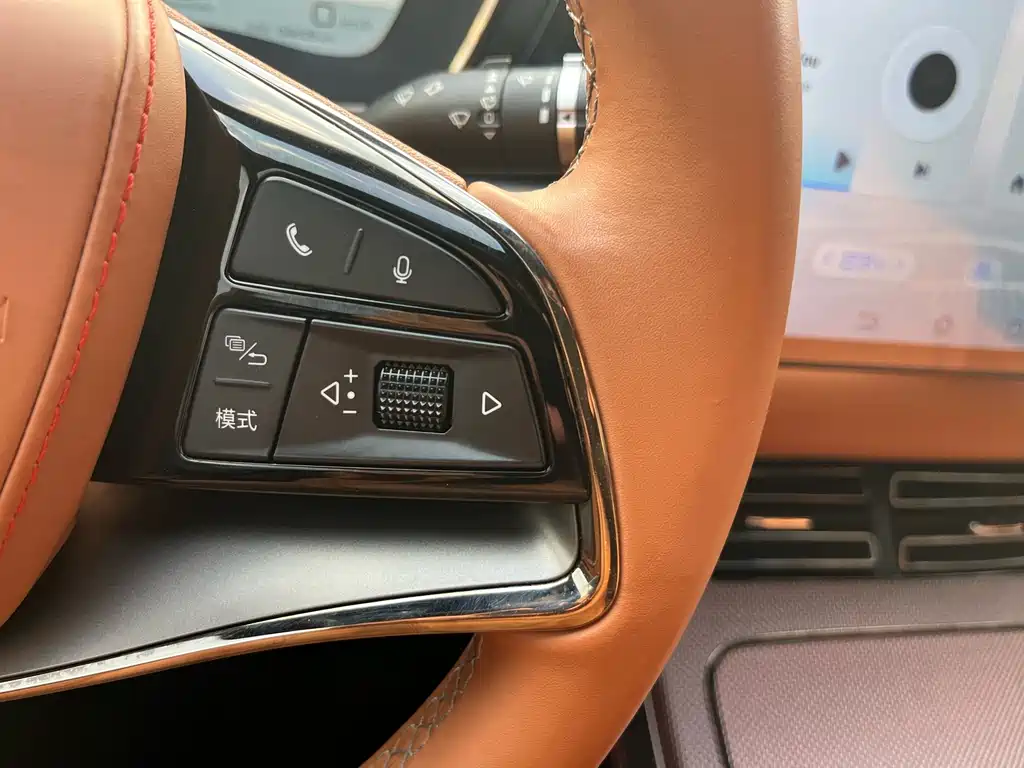 Han 2022 DM-i 121KM exclusive model купить на сайте DeffCars