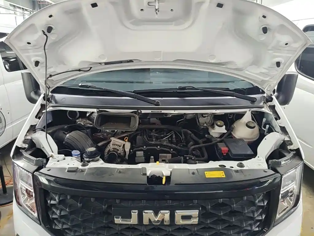 JMC Jiangling Fushun 2022 2.0T Manual Multipurpose Passenger Car Short Axle Medium High Top 6 Seater купить на сайте DeffCars