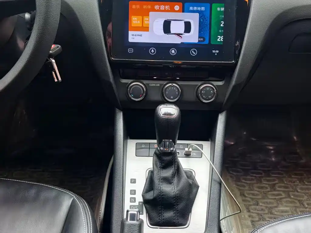 Octavia 2019 1.5L Automatic Intelligent Travel Comfort Edition National VI купить на сайте DeffCars