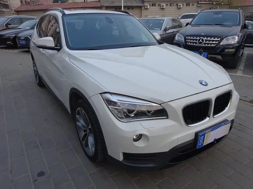 BMW X1 2013 sDrive18i Sports Design Package купить на сайте DeffCars