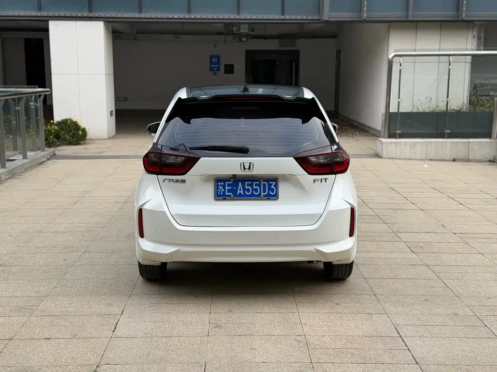 Fit 2021 1.5L CVT Trendy Edition купить на сайте DeffCars