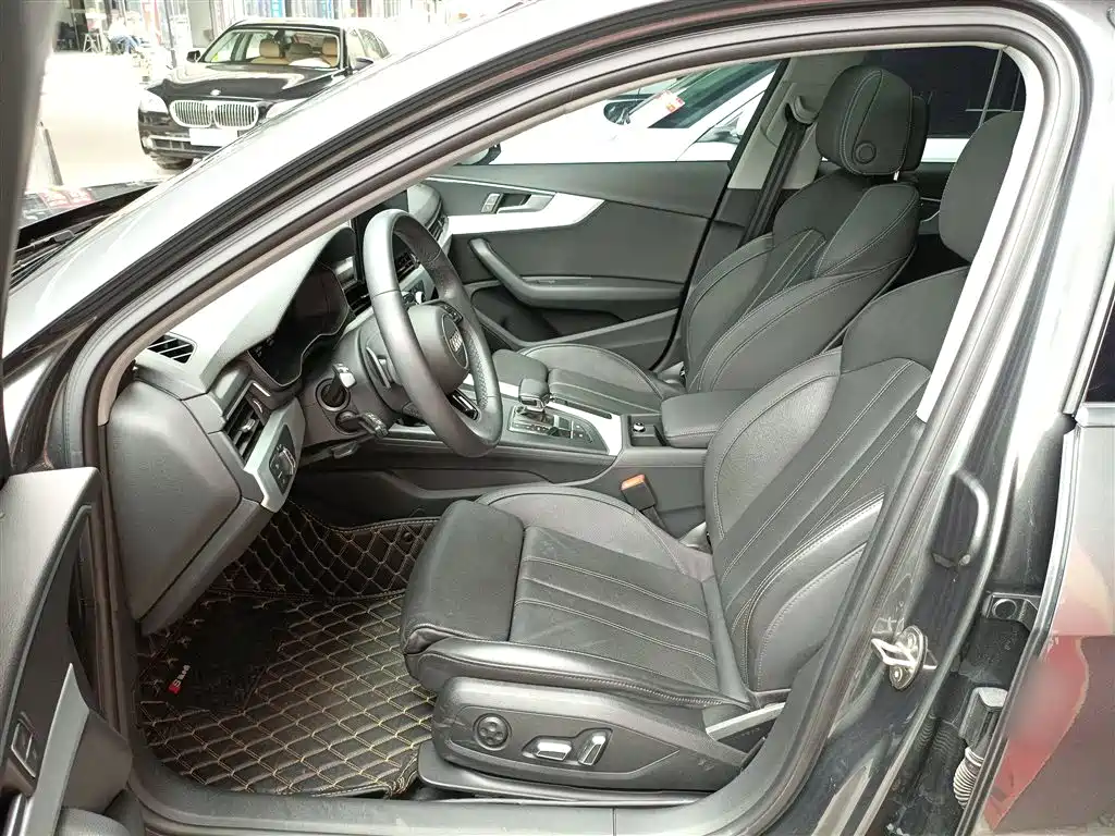 Audi A4L 2024 40 TFSI Fashionable and Dynamic купить на сайте DeffCars