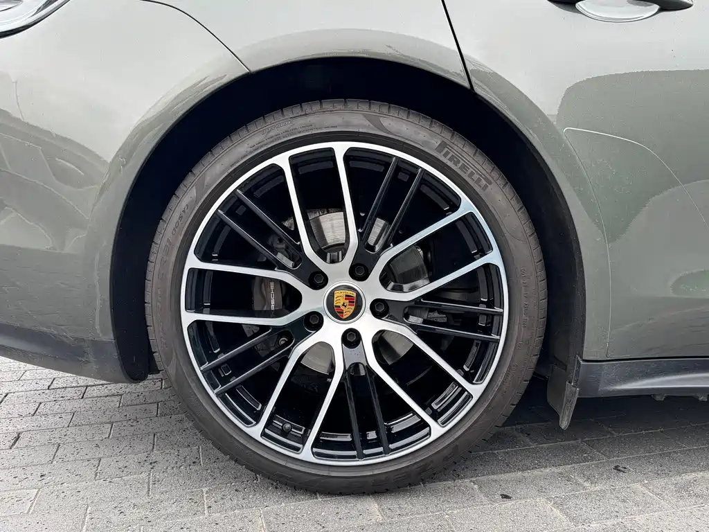 Panamera 2023 Panamera 2.9T Platinum Edition купить на сайте DeffCars