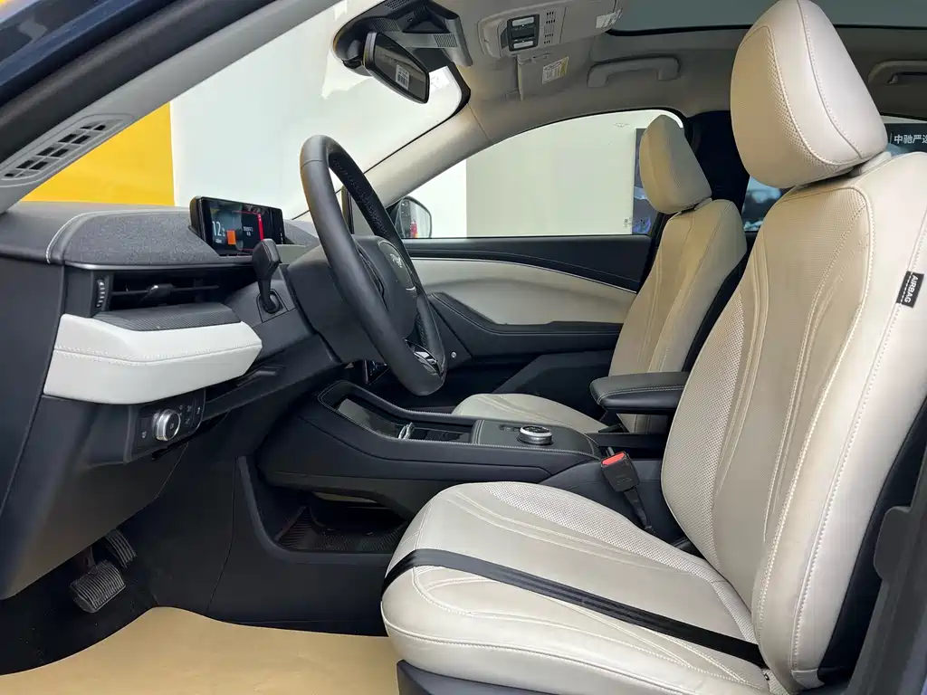 Ford E-horse 2021 Borderless rear-wheel drive luxury version with long battery life купить на сайте DeffCars