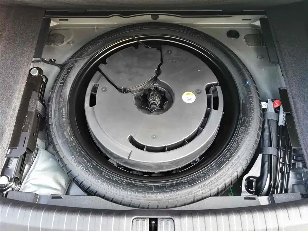 Audi A6L 2025 45 TFSI quattro premium dynamic model купить на сайте DeffCars
