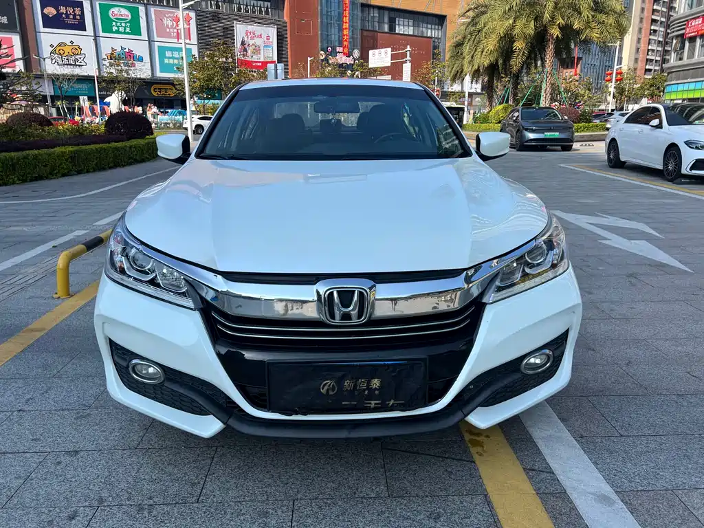 Accord 2016 2.0L Elite Edition купить на сайте DeffCars
