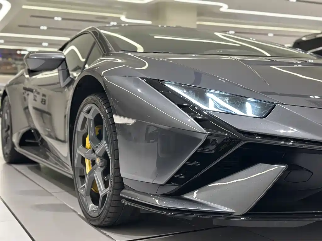 Huracán 2023 Huracán Tecnica купить на сайте DeffCars
