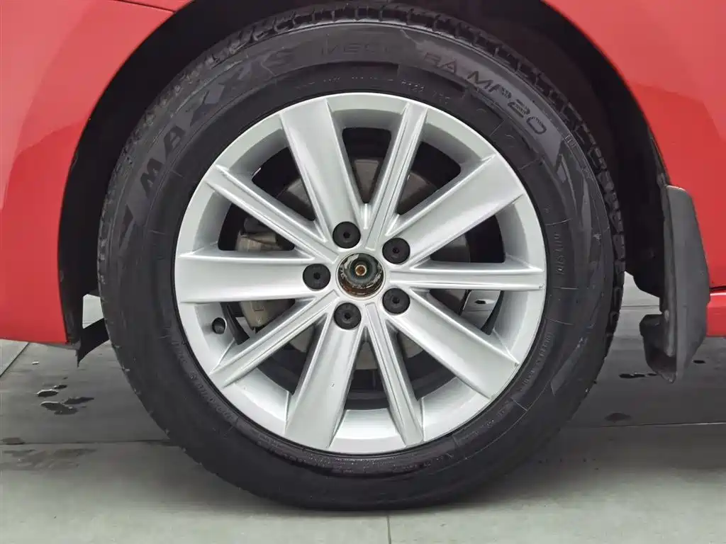 Polo 2013 1.4L automatic luxury version купить на сайте DeffCars