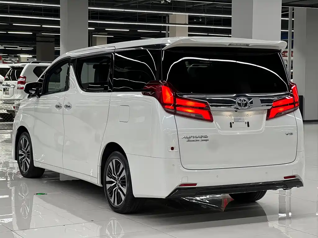 Alfa 2018 facelift 3.5L premium version купить на сайте DeffCars