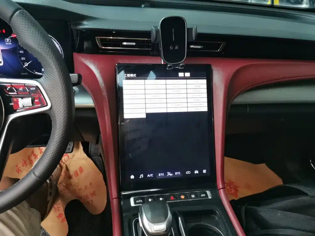Hongqi H5 2024 2.0T Automatic Intelligent Connected Flag Edition купить на сайте DeffCars