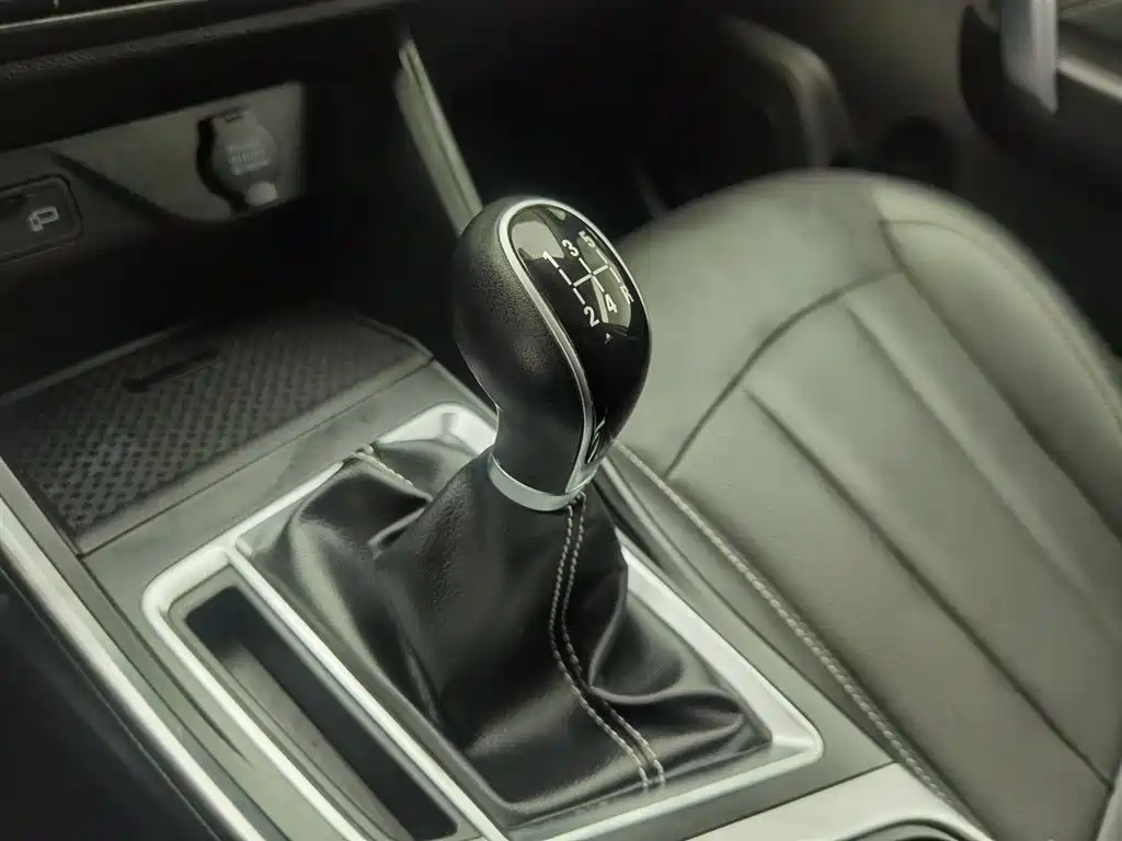 Vision X3 2020 1.5L Manual Elite купить на сайте DeffCars