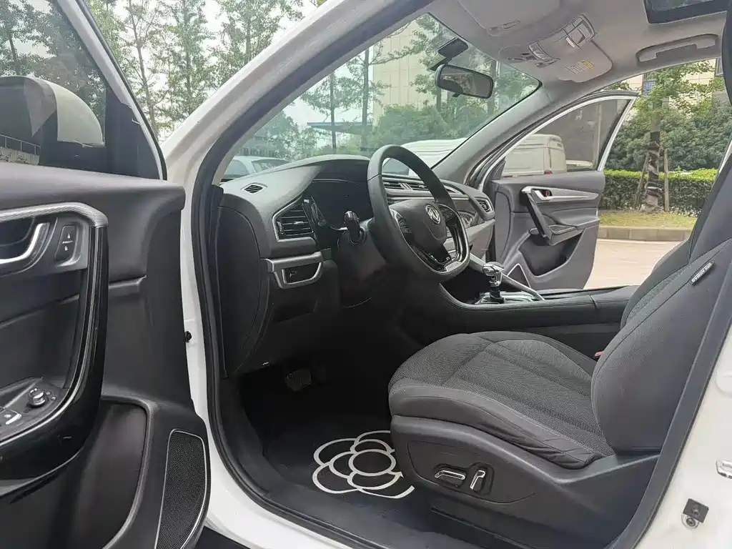 Dongfeng AX7 2020 1.6T automatic AI pioneer type National VI купить на сайте DeffCars
