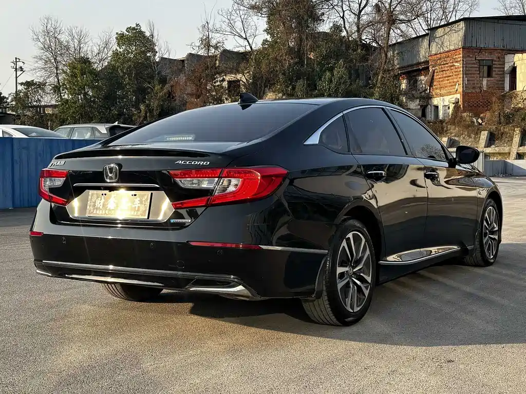 Accord 2018 Sharp · Hybrid 2.0L Edition Country VI купить на сайте DeffCars