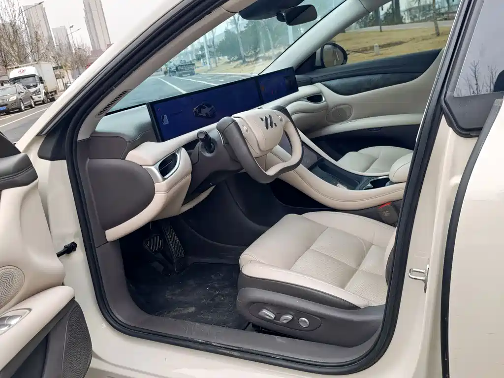 Zhiji L6 2024 Max Super Performance Edition купить на сайте DeffCars