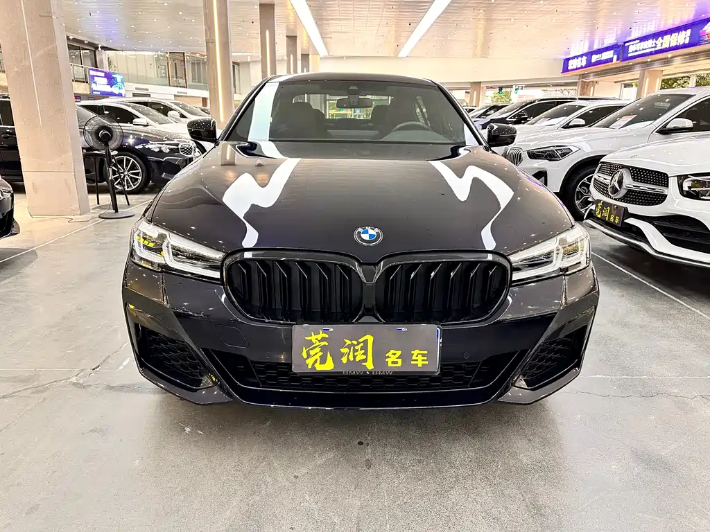 BMW 5 Series 2022 facelift 530Li leading M sports package купить на сайте DeffCars