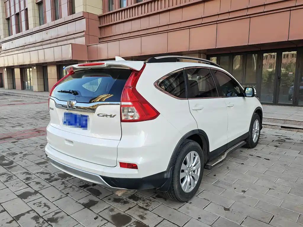 Honda CR-V 2016 2.0L two-wheel drive classic version купить на сайте DeffCars