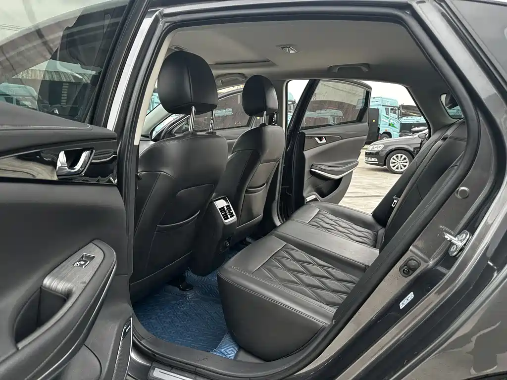 Ruicheng CC 2022 Blue Whale Edition 1.5T DCT Luxury Model купить на сайте DeffCars