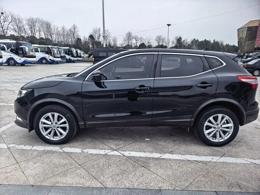 Qashqai 2017 2.0L CVT Elite Edition National V купить на сайте DeffCars