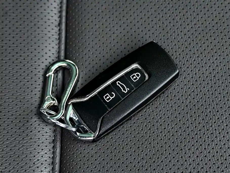 Touareg 2023 3.0TSI Ruixiang Edition Classic Sports Package купить на сайте DeffCars