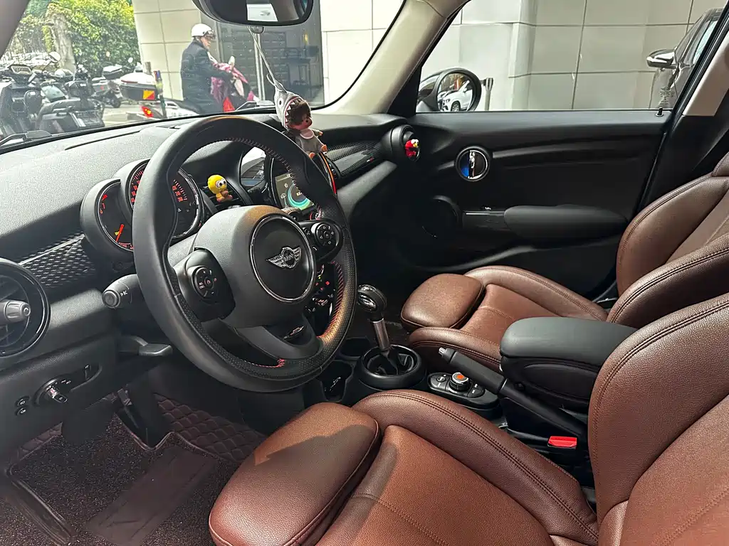 MINI 2017 2.0T COOPER S Racing Control Five-Door Edition купить на сайте DeffCars