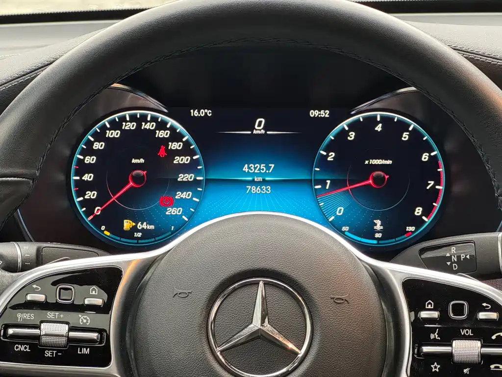 Mercedes-Benz GLC Coupe 2021 GLC 260 4MATIC Coupe SUV купить на сайте DeffCars