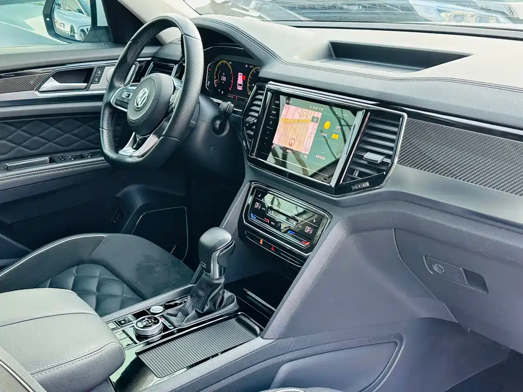 Touron 2020 Touron X 530 V6 four-wheel drive luxury version купить на сайте DeffCars