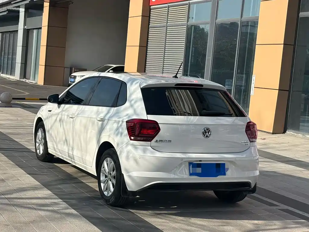 Polo 2021 Plus 1.5L Automatic Panoramic Enjoyment Edition купить на сайте DeffCars