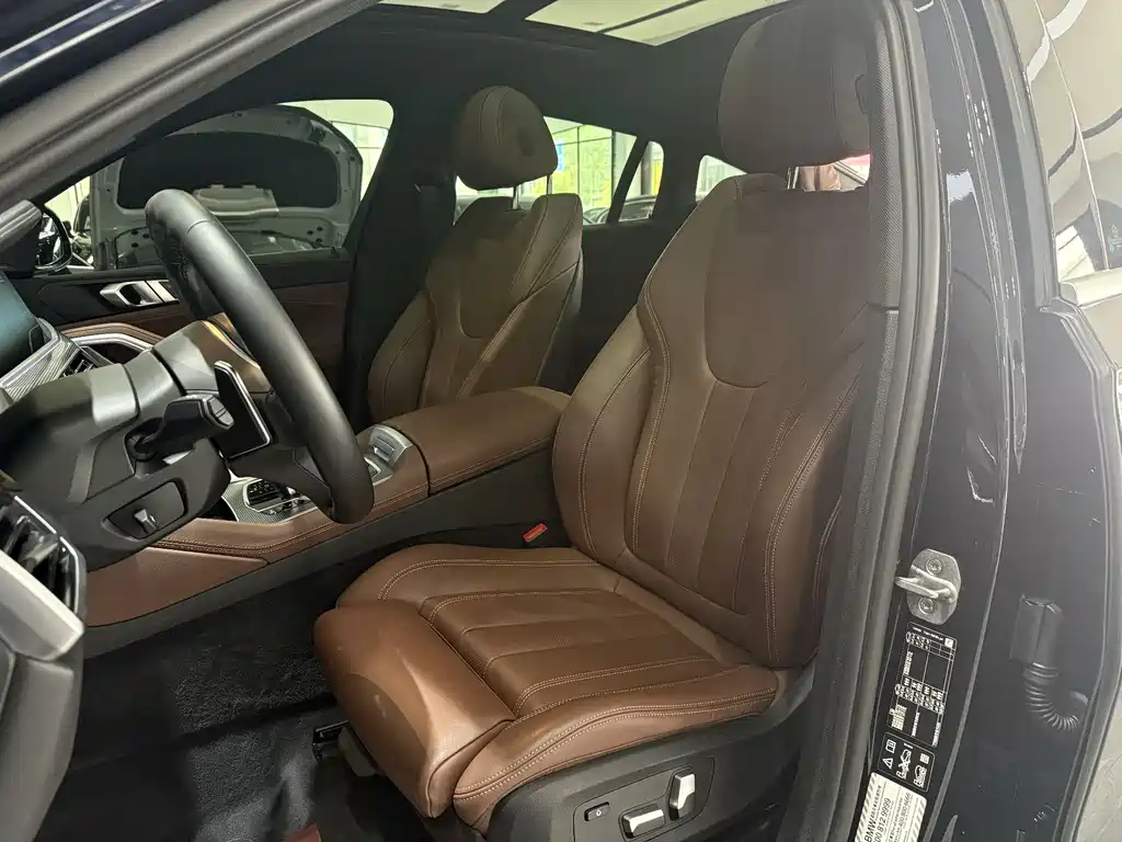 BMW X6 2022 facelift xDrive40i M sports package купить на сайте DeffCars