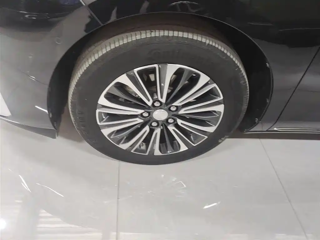 Buick GL8 2023 ES Lu Zun flagship model купить на сайте DeffCars