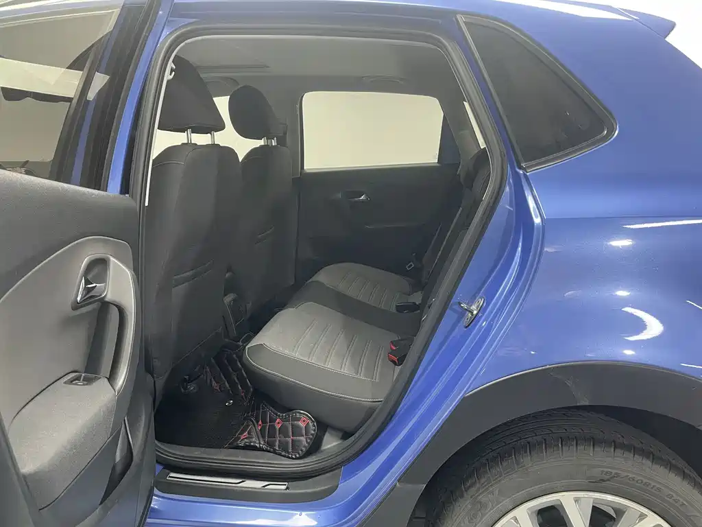 Polo 2014 1.6L Cross Polo automatic купить на сайте DeffCars