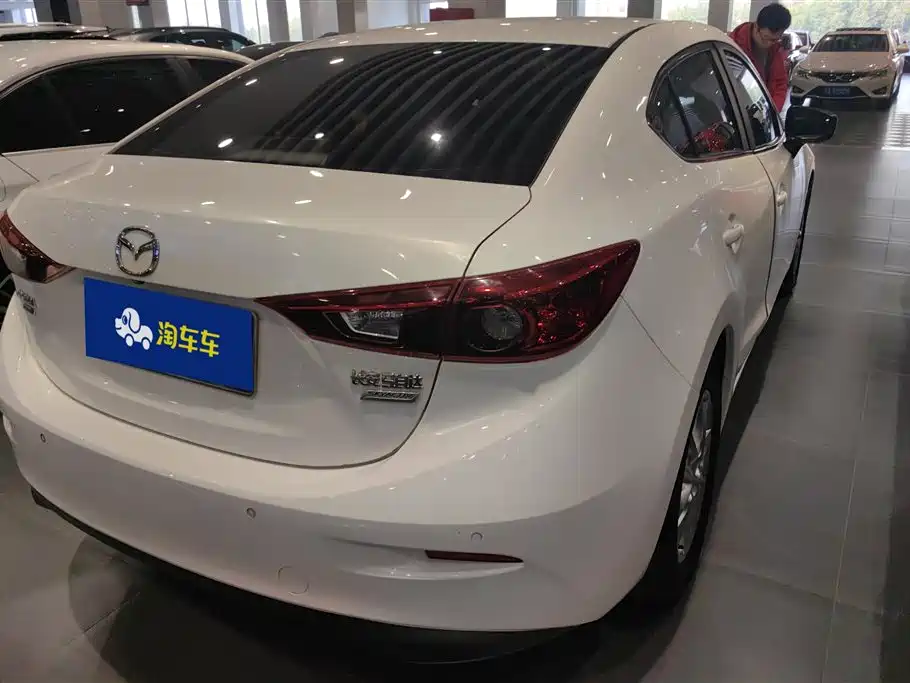 Mazda3 Angkesela 2016 sedan 1.5L automatic luxury model купить на сайте DeffCars