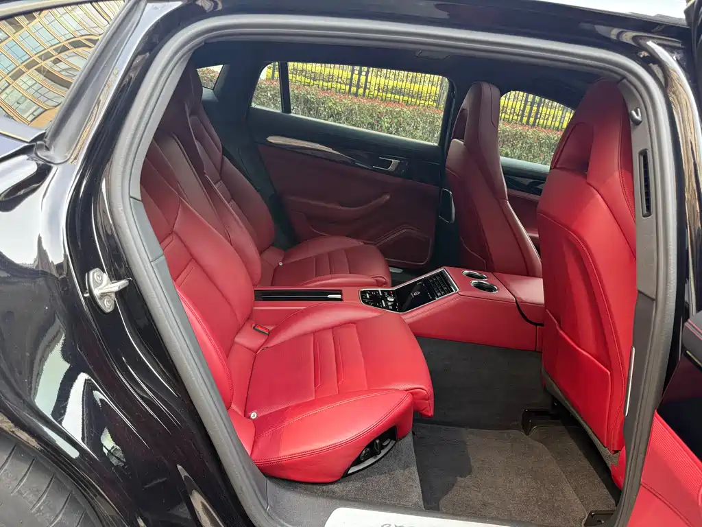 Panamera 2023 Panamera 4 Executive Extended Edition 2.9T купить на сайте DeffCars