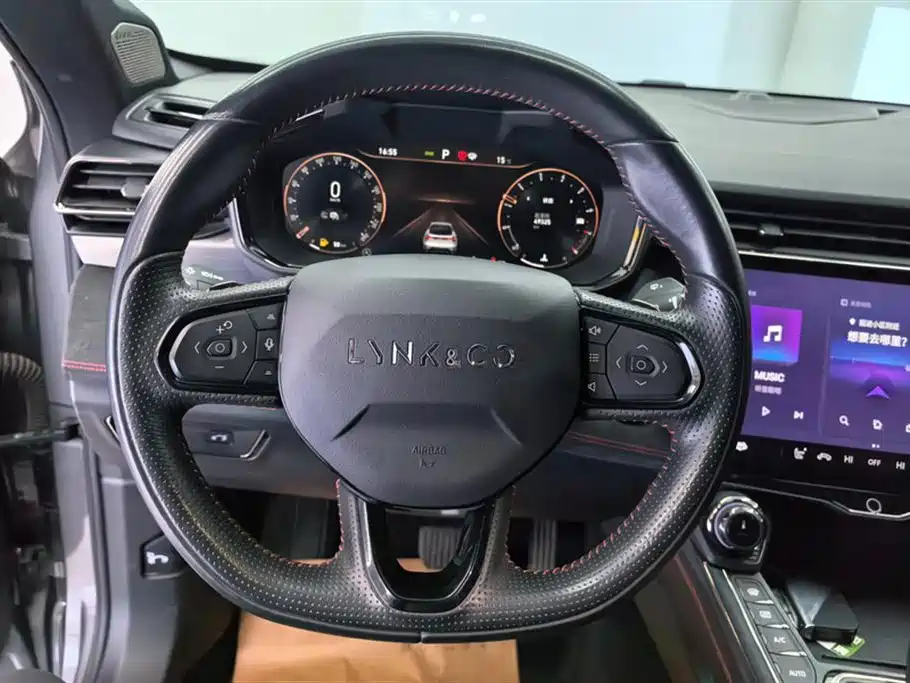 Lynk & Co 05 2022 2.0TD four-wheel drive Halo купить на сайте DeffCars