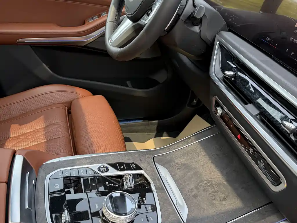 BMW X7 2023 xDrive40i Exclusive M Sports Package купить на сайте DeffCars
