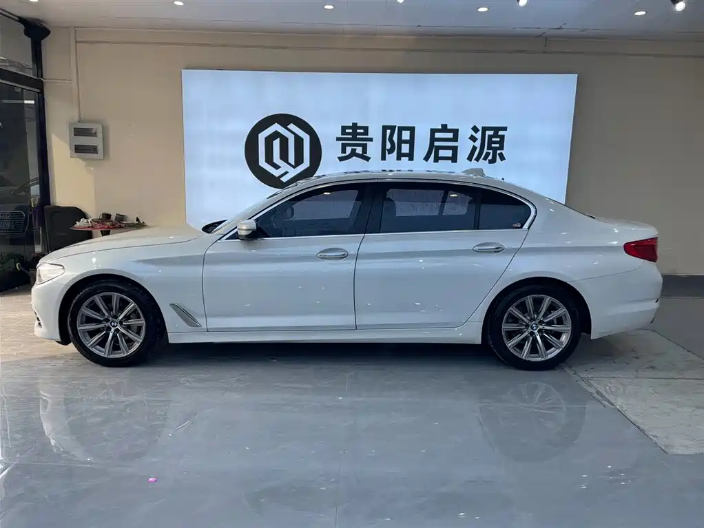 BMW 5 Series 2018 528Li Special Edition launched купить на сайте DeffCars