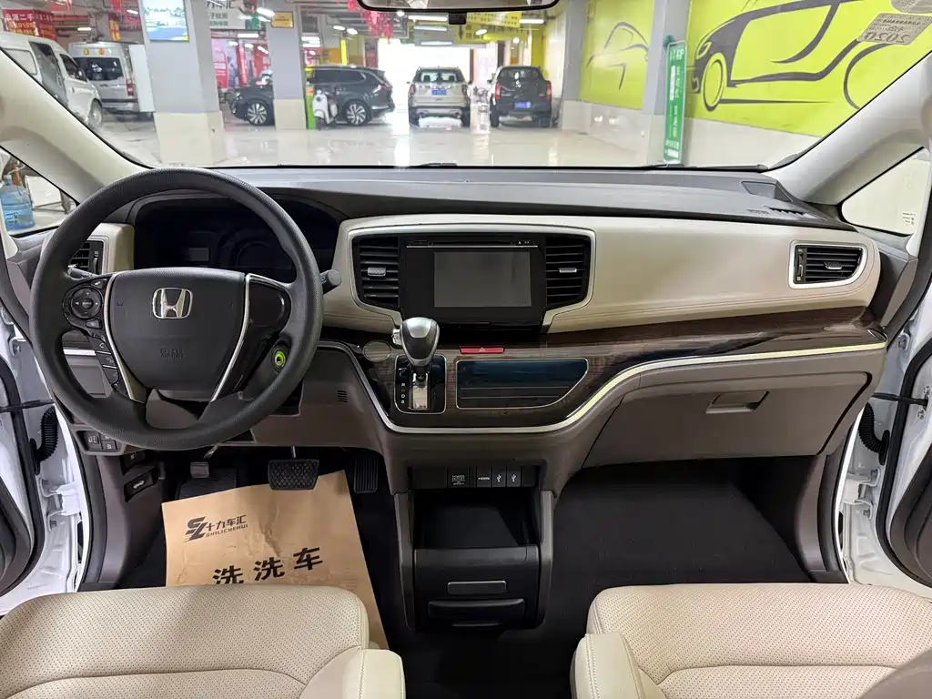 Odyssey 2017 2.4L Comfort Edition купить на сайте DeffCars