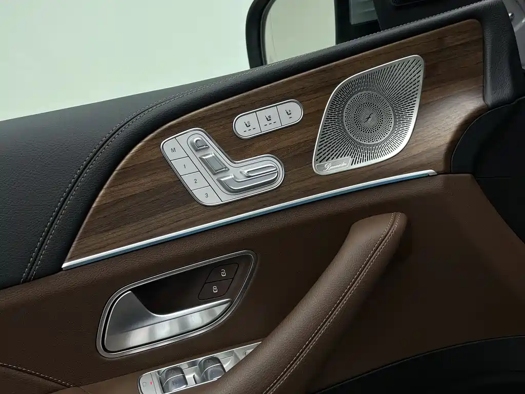 Mercedes-Benz GLS 2024 GLS 450 4MATIC luxury model купить на сайте DeffCars