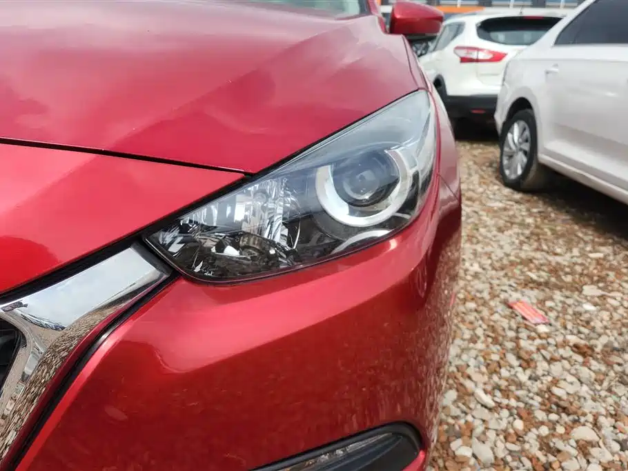 Mazda3 Angkesela 2017 Sedan 1.5L Automatic Comfort Type National V купить на сайте DeffCars