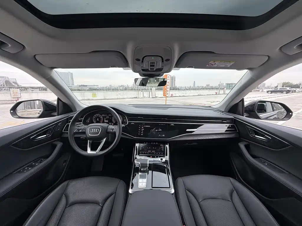 Audi Q8 2024 55 TFSI luxury and dynamic model купить на сайте DeffCars