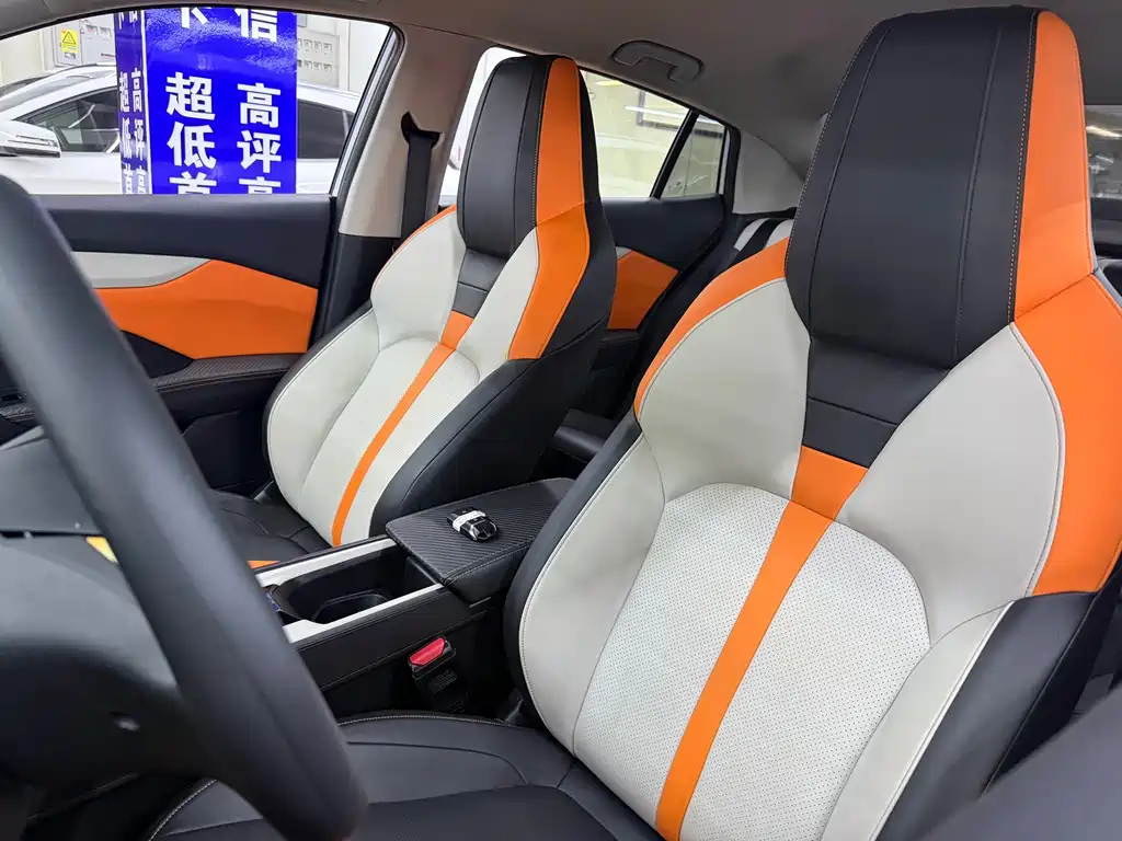 Yixuan 2023 1.5L automatic Honor Edition купить на сайте DeffCars