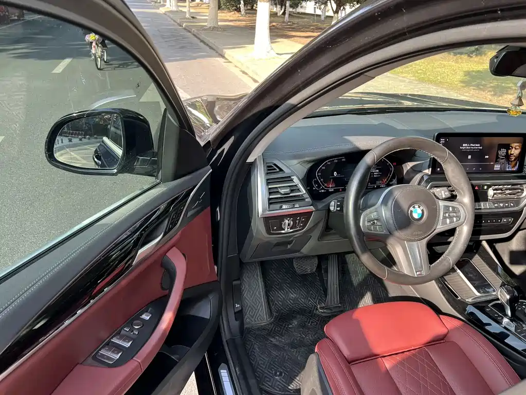 BMW X3 2022 facelift xDrive25i M sports package купить на сайте DeffCars