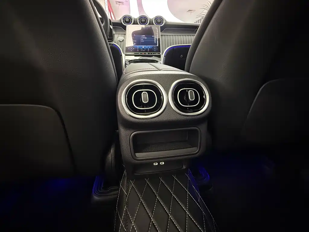 Mercedes-Benz GLC AMG 2024 AMG GLC 43 4MATIC купить на сайте DeffCars