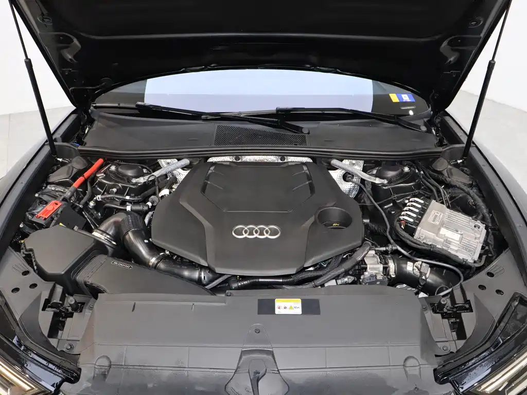 Audi A6L 2023 55 TFSI quattro exclusive dynamic model купить на сайте DeffCars