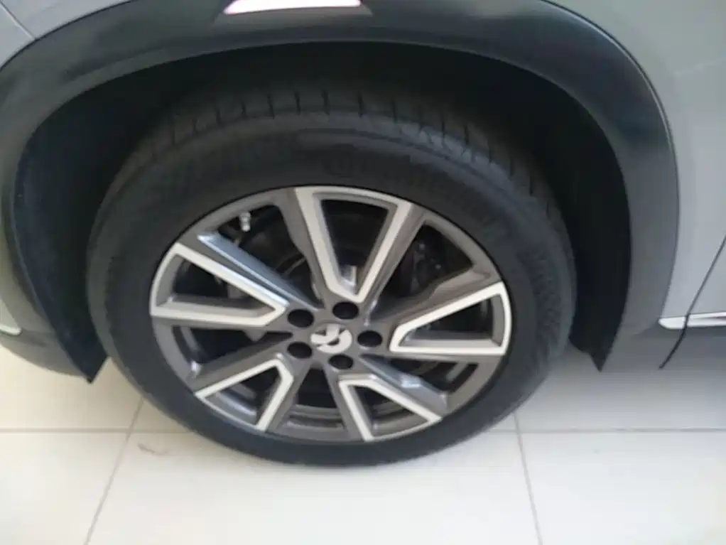 NIO ES8 2020 450KM six-seater version купить на сайте DeffCars