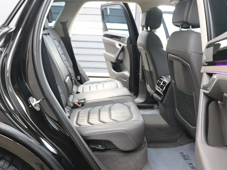 Touareg 2022 3.0TSI Ruixiang Edition Classic Sports Package купить на сайте DeffCars